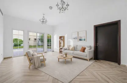 فيلا - 4 غرف نوم - 4 حمامات للبيع في ميدترينيان فيلا - مثلث قرية جميرا - دبي