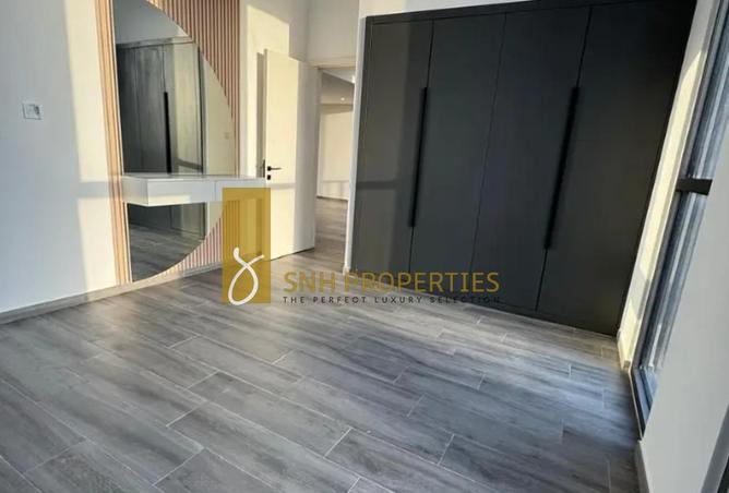 98689211 - Property Image 2