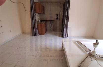 Apartment - Studio - 1 Bathroom for rent in Fire Station Road - Muwaileh - Sharjah Apartment - Studio - 1 Bathroom for rent in Fire Station Road - Muwaileh - Sharjah
