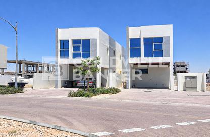 Townhouse - 3 - 4 for rent in Mulberry - Damac Hills 2 - Dubai Townhouse - 3 - 4 for rent in Mulberry - Damac Hills 2 - Dubai