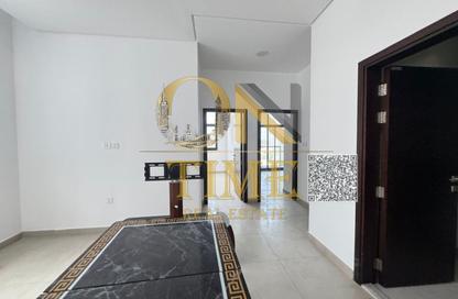 Apartment - 2 Bedrooms - 2 Bathrooms for rent in Al Rumailah building - Al Rumailah 2 - Al Rumaila - Ajman