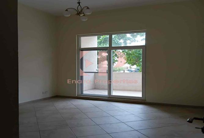 73840517 - Property Image 3