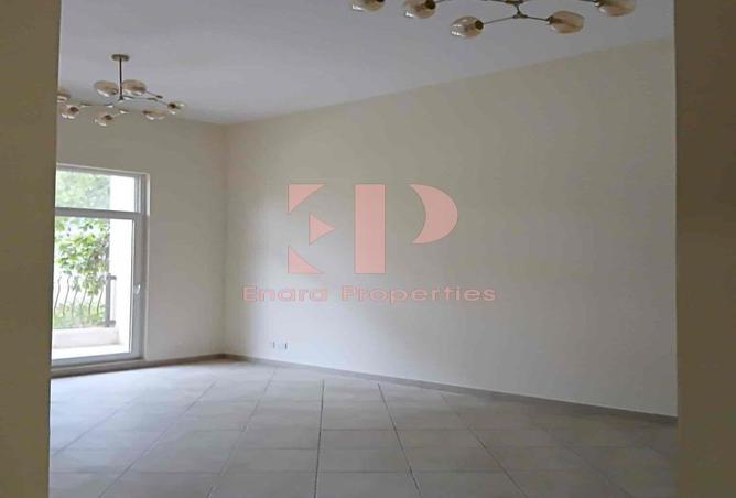 73840517 - Property Image 2