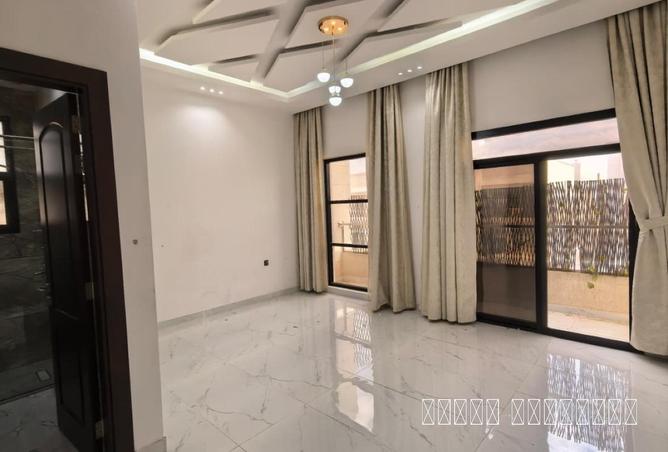 81533323 - Property Image 3