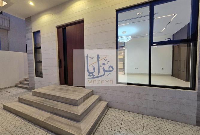 87033379 - Property Image 2