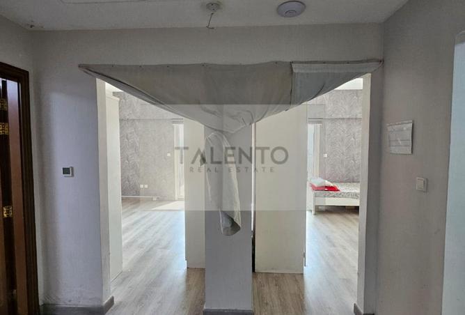 57378174 - Property Image 3