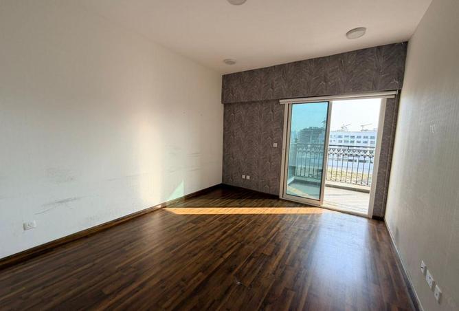 57378174 - Property Image 3