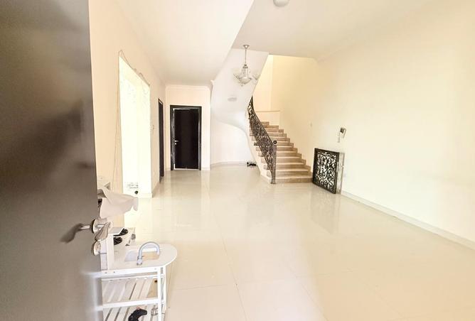 60912010 - Property Image 2