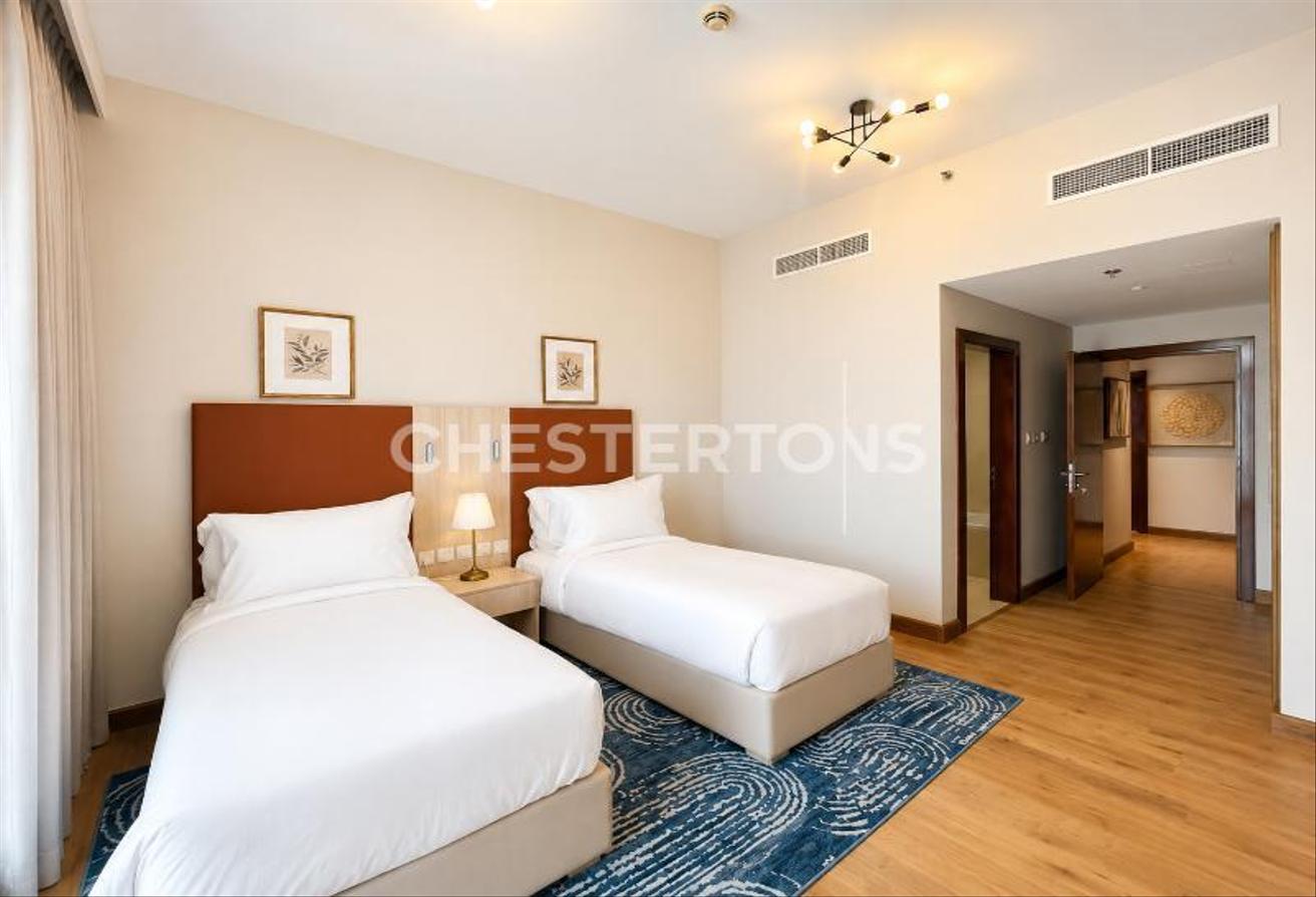 Contemporary Furnished | Bright Spacious Layout photo 10