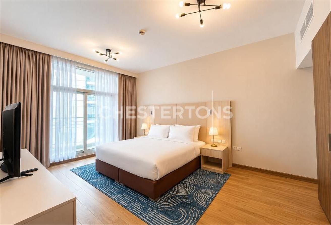 Contemporary Furnished | Bright Spacious Layout photo 9