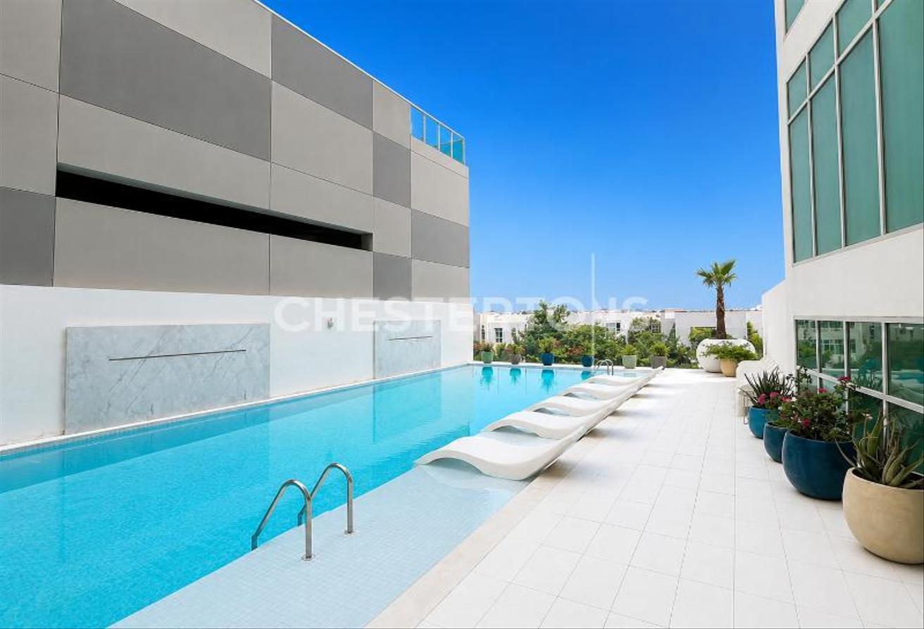 Contemporary Furnished | Bright Spacious Layout photo 21