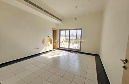 Villa - 4 - 5 for rent in Shamal Terraces 1 - Shamal Terraces - District 14 - Jumeirah Village Circle - Dubai