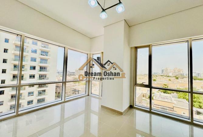 137000527 - Property Image 2