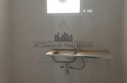 Warehouse - Studio - 1 Bathroom for rent in Umm Dir - Umm Al Quwain