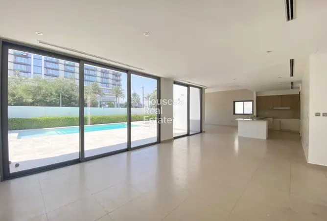 150038140 - Property Image 2