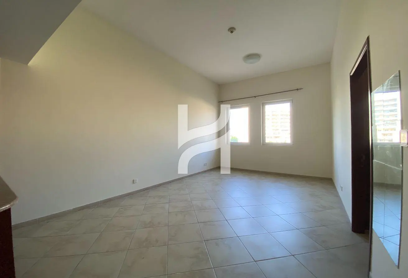 165052640 - Property Main Image