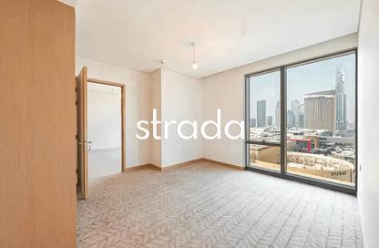 Apartment - 3 Bedrooms - 4 Bathrooms for sale in Vida Dubai Mall Tower 2 - Vida Residences Dubai Mall - Downtown Dubai - Dubai