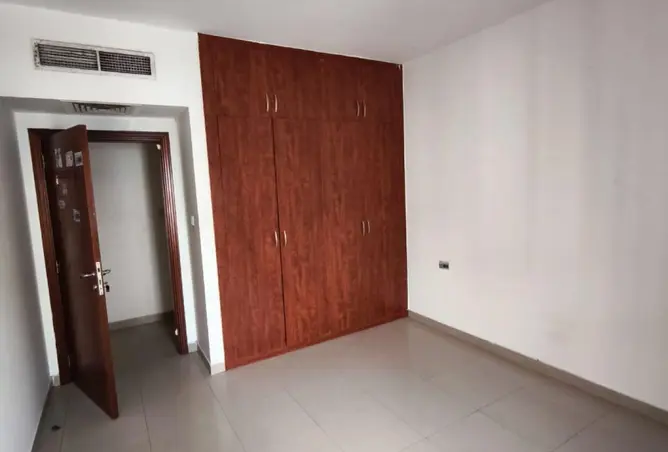 72722587 - Property Image 2