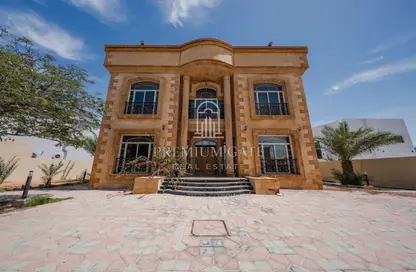 Villa - 5 Bedrooms - 6 Bathrooms for rent in Al Quoz 2 - Al Quoz - Dubai