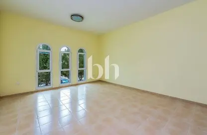 عمارة بالكامل - 2 غرف نوم - 2 حمامات للبيع في بي-05 - منطقة مركز الأعمال - المدينة العالمية - دبي