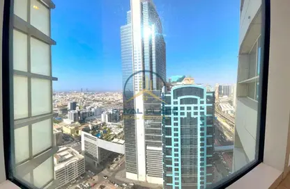 شقة - 2 غرف نوم - 3 حمامات للايجار في برج بارك - شارع الشيخ زايد - دبي