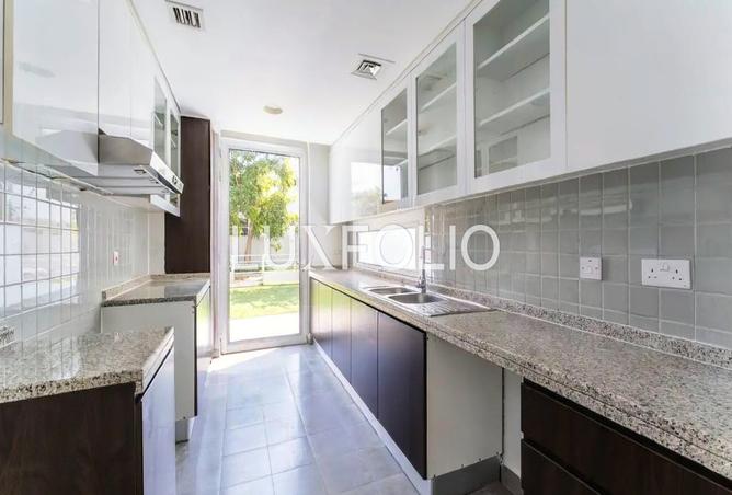 127021522 - Property Image 3