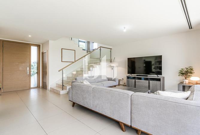 77384661 - Property Image 2