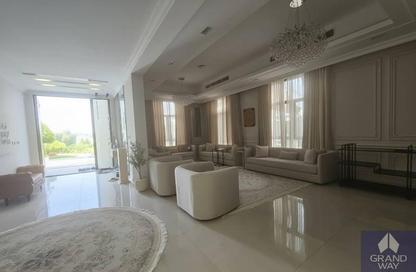 Villa - 5 - 6 for rent in Al Aweer 1 - Al Aweer - Dubai Villa - 5 - 6 for rent in Al Aweer 1 - Al Aweer - Dubai