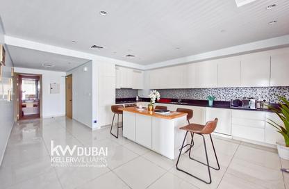 Apartment - 2 Bedrooms - 3 Bathrooms for rent in Paramount Tower Hotel  and  Residences - Business Bay - Dubai