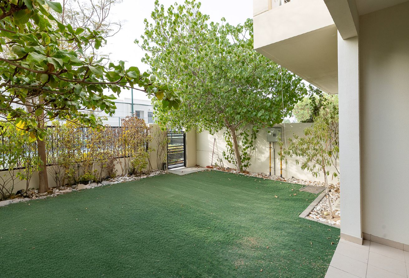 3 bedroom townhouse in Noor Townhouses, Town Square: 20