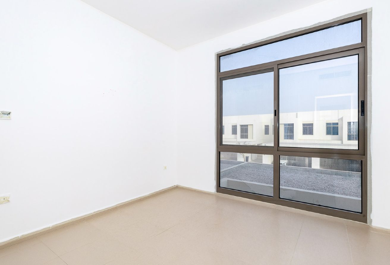 3 bedroom townhouse in Noor Townhouses, Town Square: 12