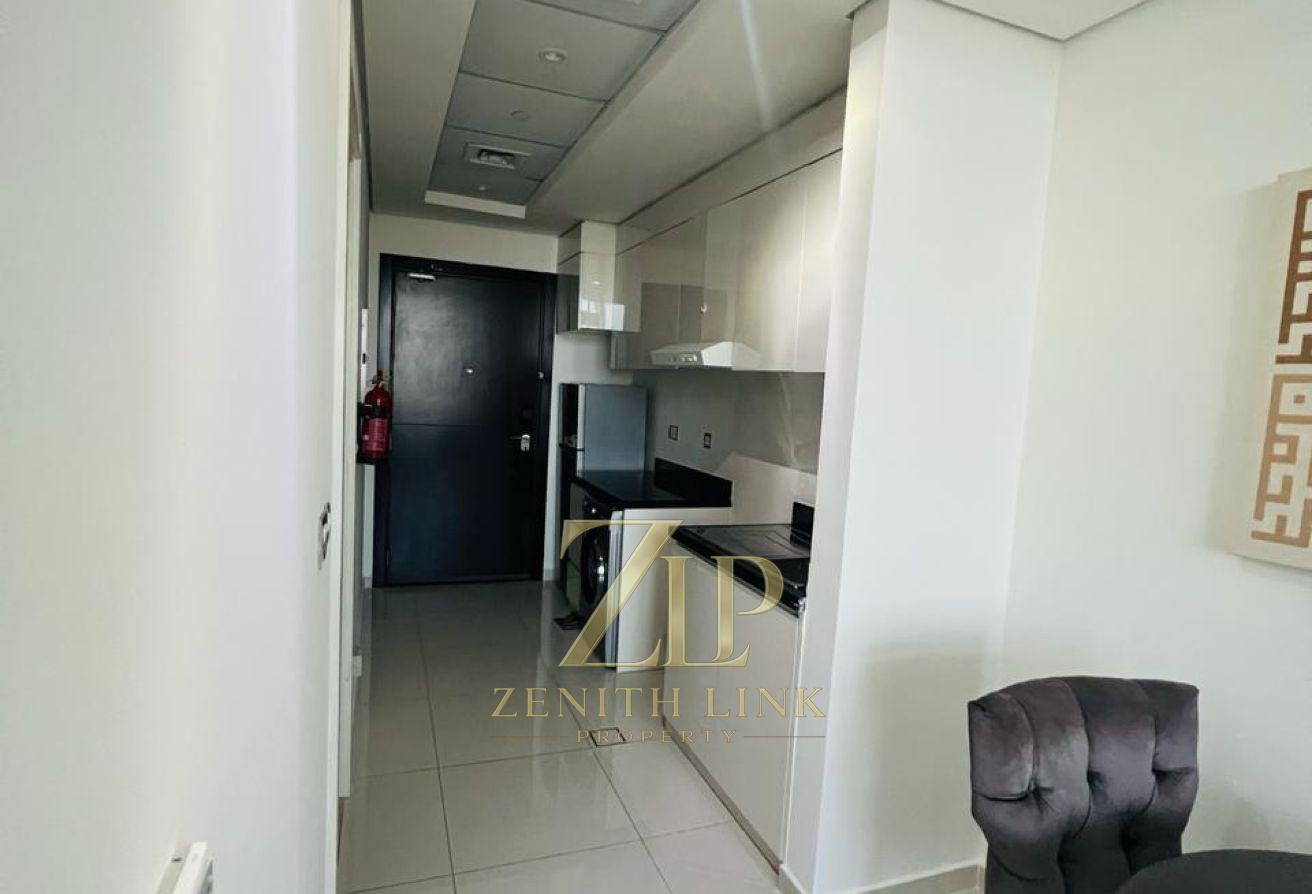 FURNISHED STUDIO | HIGH FLOOR | OPEN VIEW photo 6