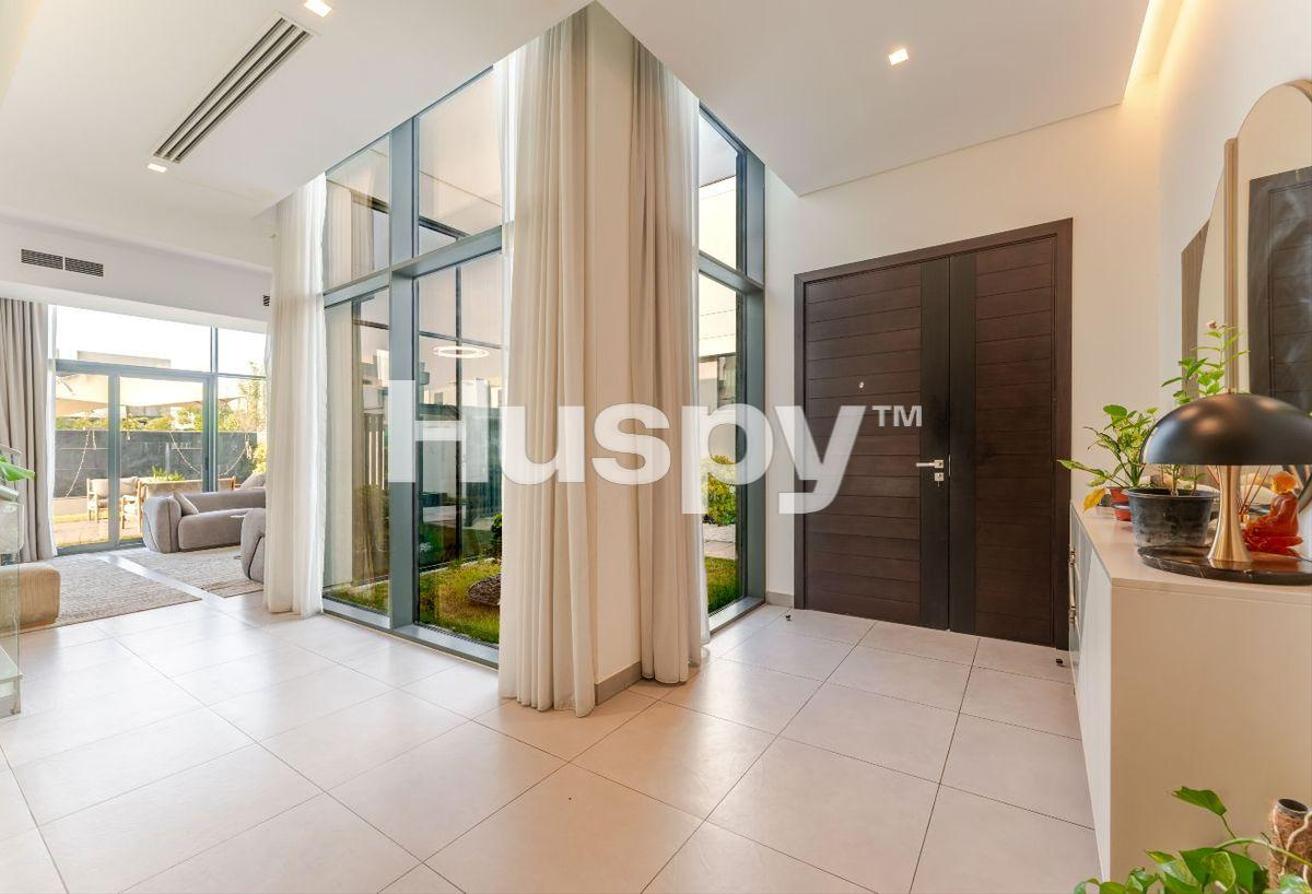 Landscaped | Close to Amenities | Multiple Cheques photo 9
