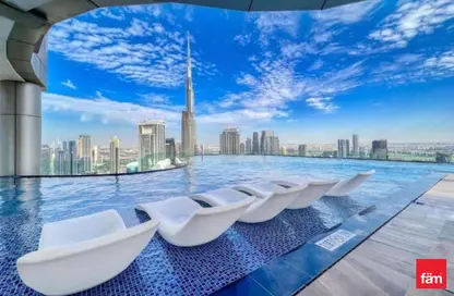 Apartment - 2 Bedrooms - 3 Bathrooms for sale in Paramount Tower Hotel  and  Residences - Business Bay - Dubai