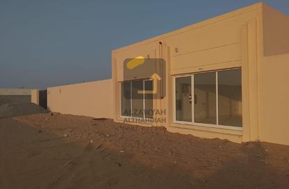 Land - Studio for rent in Al Sajaa - Sharjah