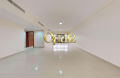 Apartment - 4 - 3 for rent in Golden Sands 9 - Al Mankhool - Bur Dubai - Dubai