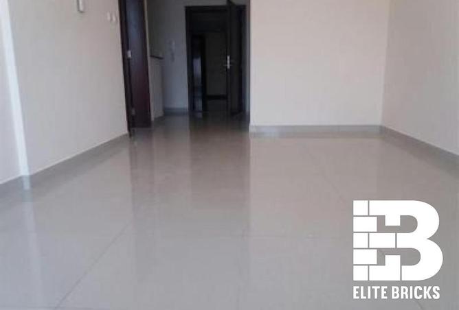 74231951 - Property Image 3