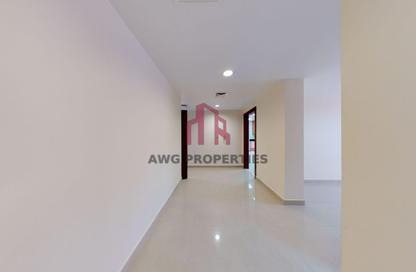 Apartment - 4 Bedrooms - 4 Bathrooms for rent in Mankhool Building - Al Mankhool - Bur Dubai - Dubai