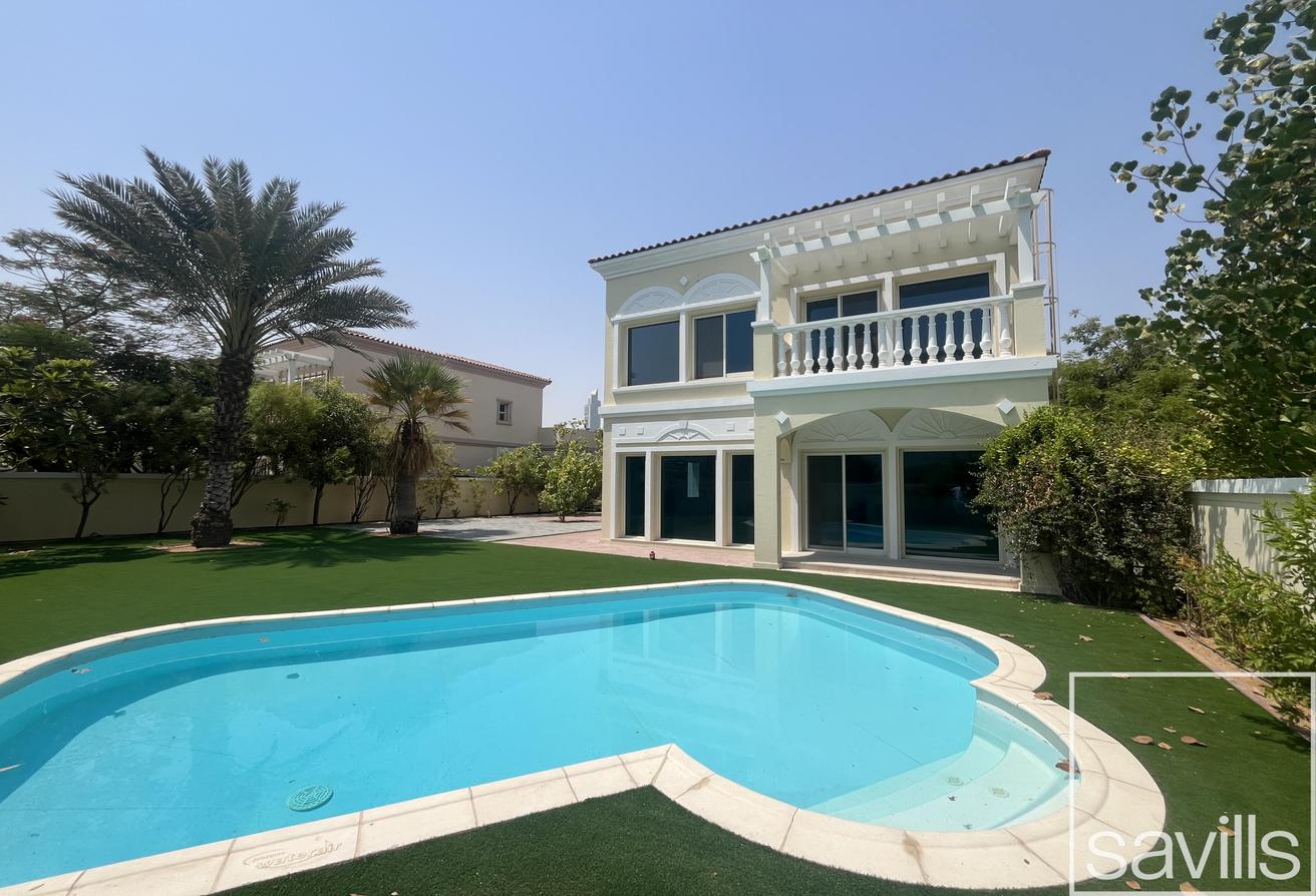 Private Pool | Fully Upgraded | Available Now photo 3