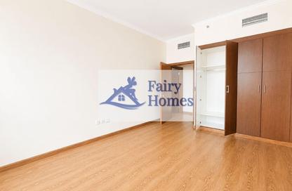 Apartment - 2 - 2 for rent in Burj Al Nujoom - Downtown Dubai - Dubai