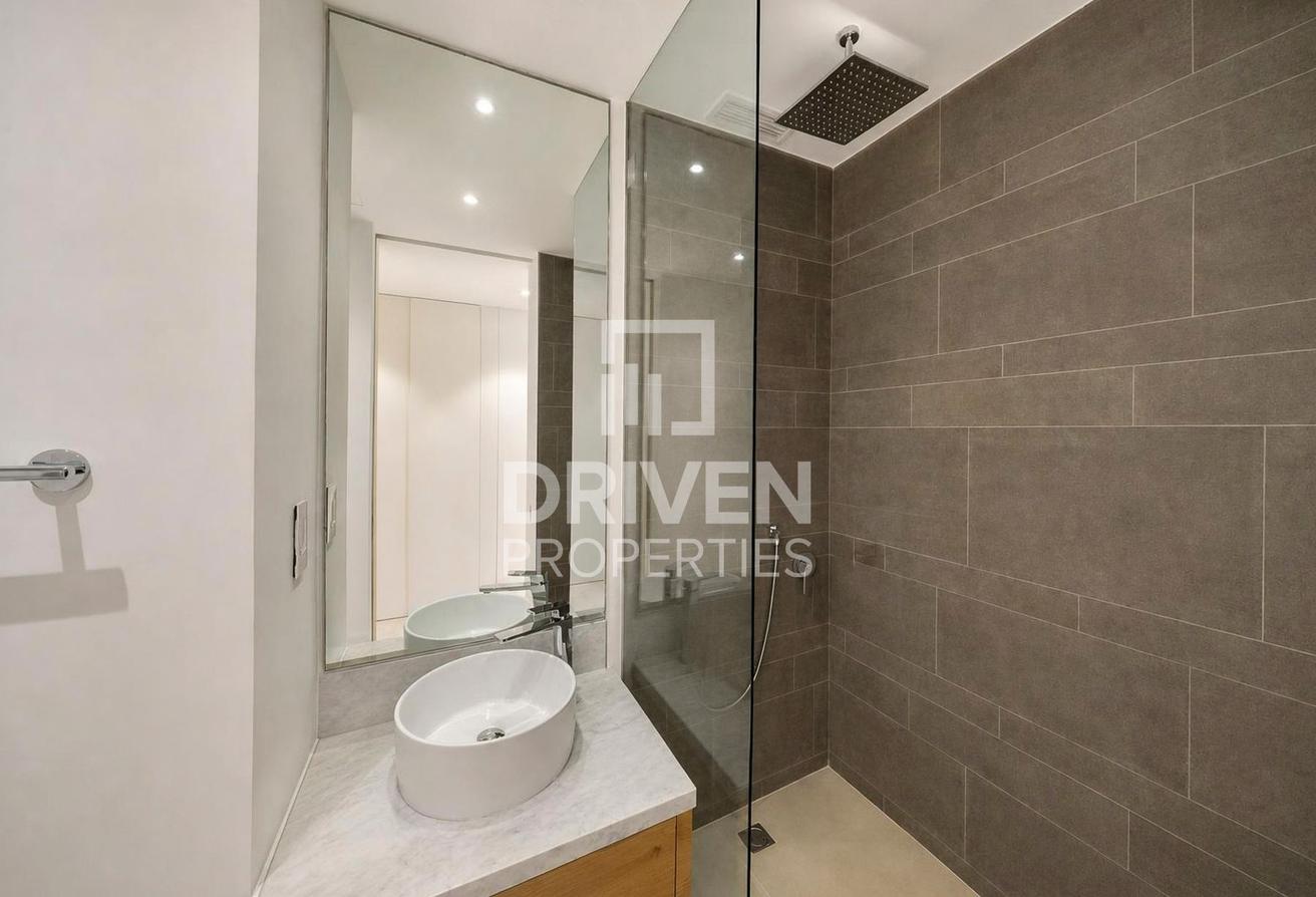 Stunning Sea View | Beach Access Apartment photo 11