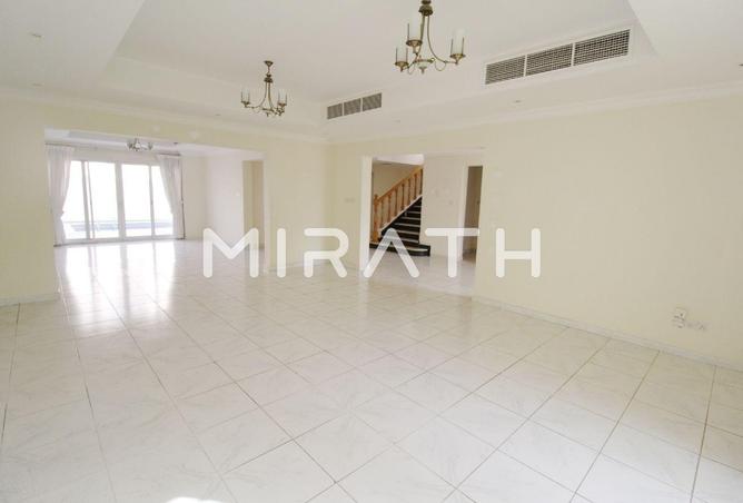 73112228 - Property Image 2