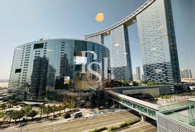 106834574 - Property Main Image
