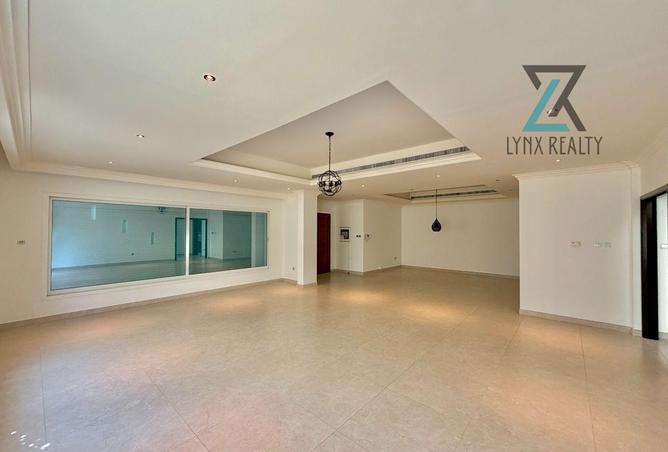 108188810 - Property Image 3