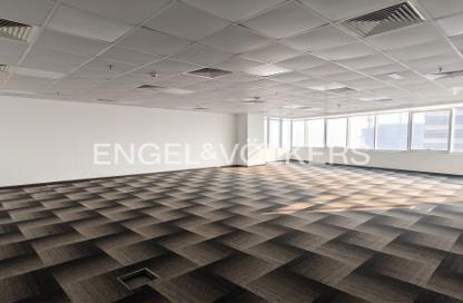 Office Space - Studio - 1 for rent in Mazaya Business Avenue BB2 - Mazaya Business Avenue - Jumeirah Lake Towers - Dubai