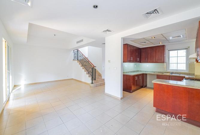 16105500 - Property Image 3