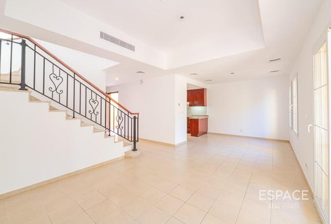 16105500 - Property Image 2