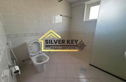 Apartment - 3 Bedrooms - 5 Bathrooms for rent in Al Majaz 2 - Al Majaz - Sharjah