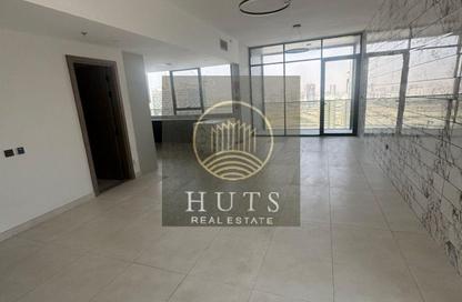 Apartment - 2 Bedrooms - 3 Bathrooms for rent in Amal Tower - Dubai Sports City - Dubai