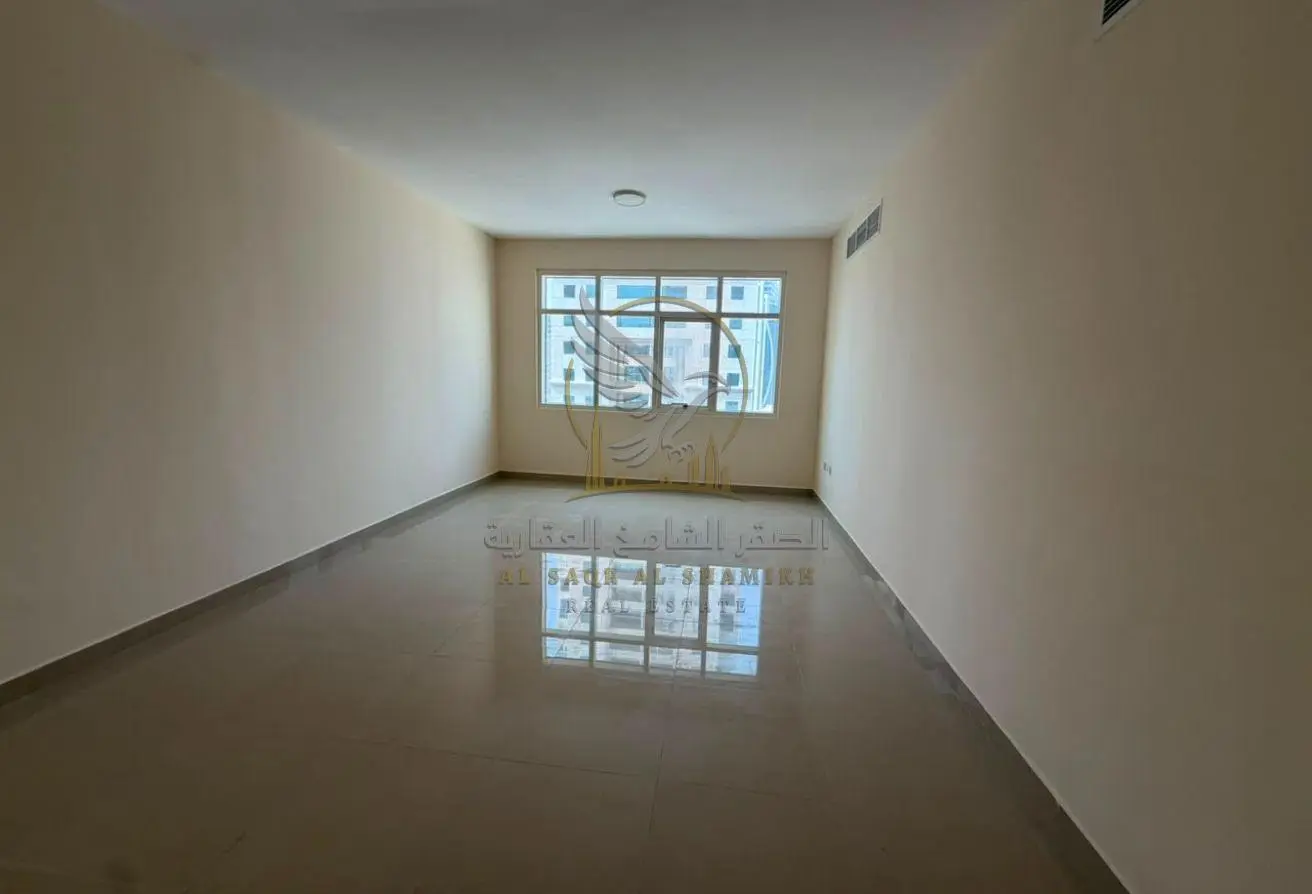 135648353 - Property Main Image